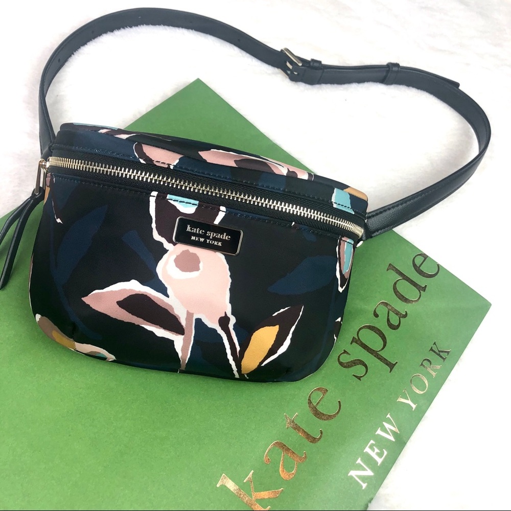 🎉HP🎉NWT Kate Spade Dawn “Paper Rose” Belt Bag - Picture 2 of 11